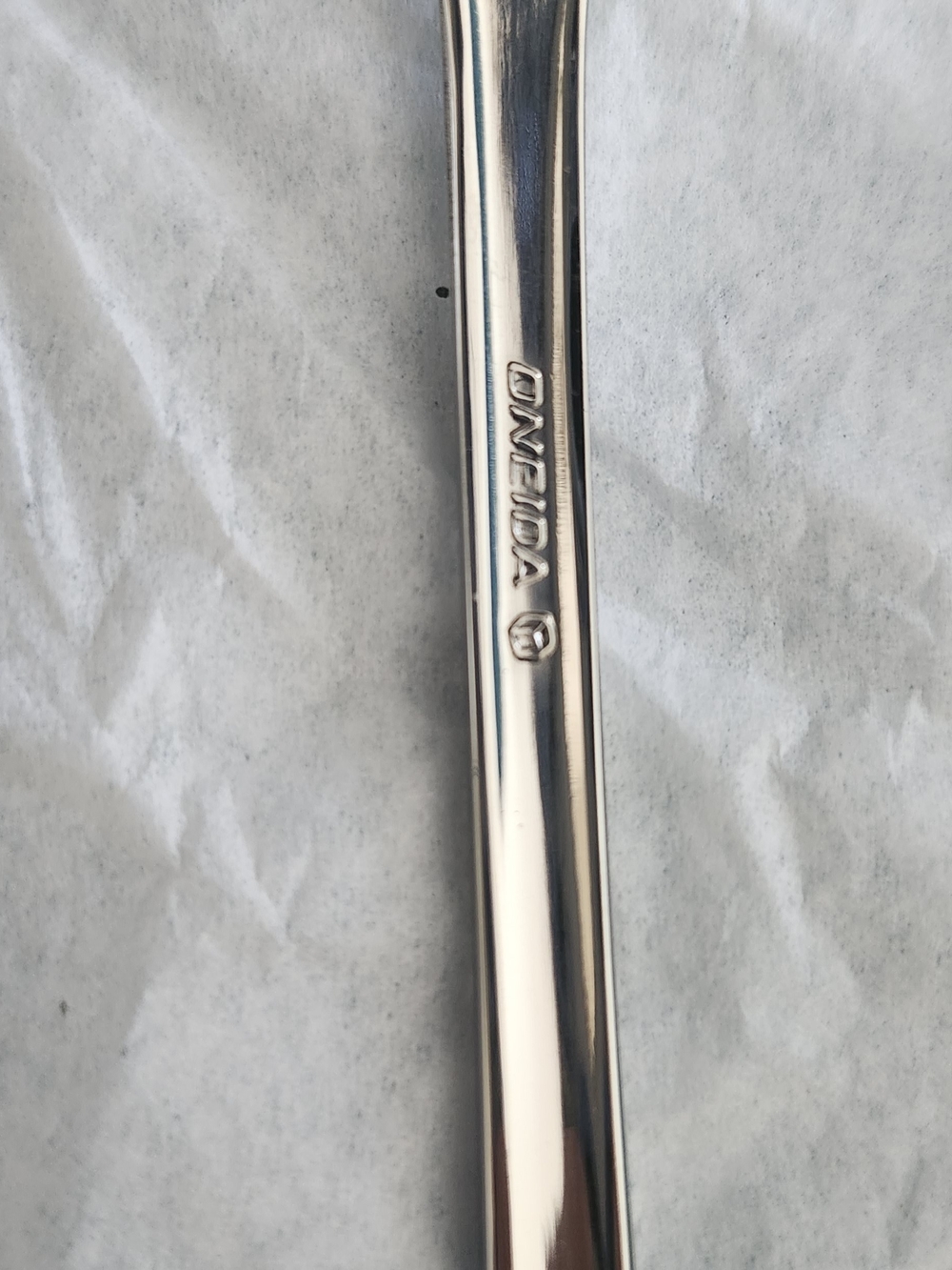 Oneida Flatware Set - Picture 2 of 2